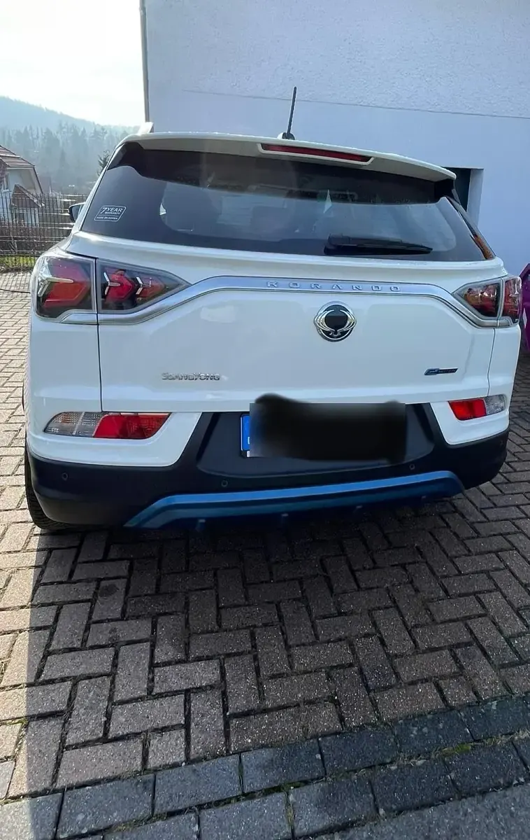 Gebraucht SsangYong Korando 139 kW (190 PS) 2023 Weiß SUV