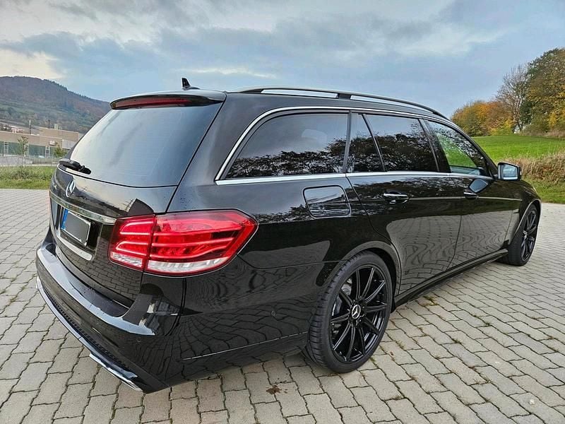 Gebraucht Mercedes E63 AMG 557 PS (409 kW) 2014 Schwarz Kombi