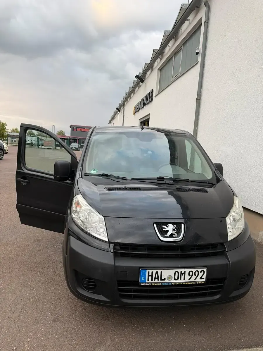 Gebraucht Peugeot Expert 120 PS (88 kW) 2010 Schwarz Van