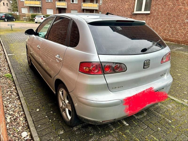 Gebraucht Seat Ibiza 75 PS (55 kW) 2006 Silber Kleinwagen