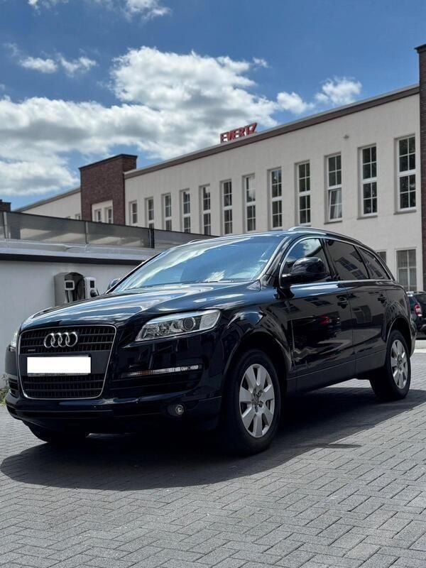 Schwarz Gebraucht 2007 Audi Q7 SUV | 7.500 € (Etwas zu teuer) - Bild 1/4