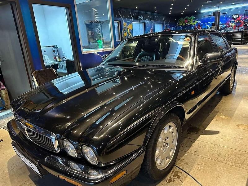 Gebraucht Jaguar XJ Executive 237 PS (174 kW) 1999 Schwarz Limousine