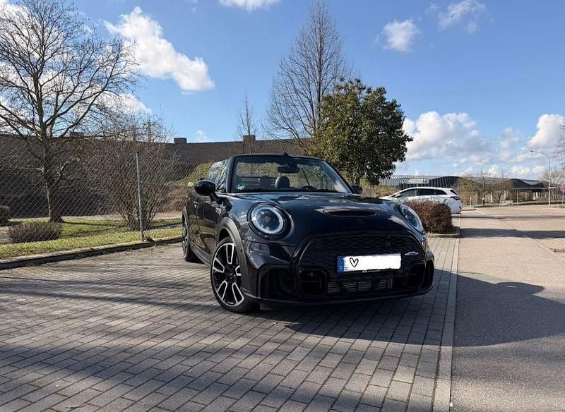 Gebraucht Mini Cooper S Cabriolet 178 PS (130 kW) 2024 Schwarz Cabrio