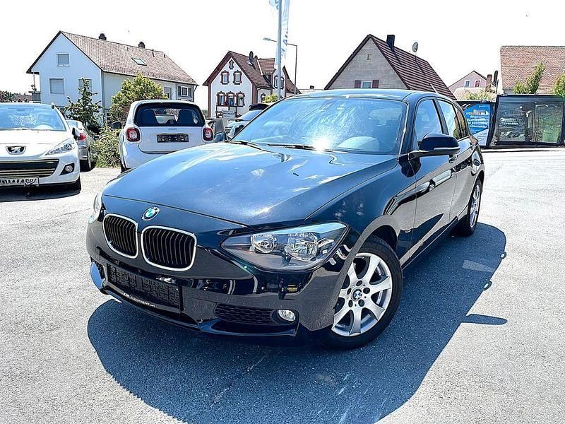 Schwarz Gebraucht 2012 BMW 116 Comfort Edition Kleinwagen | 8.800 € (Fairer Preis) - Bild 1/4