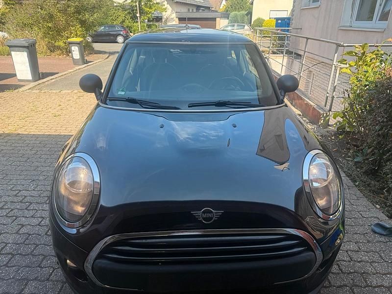 Schwarz Gebraucht 2018 Mini ONE Kleinwagen | 8.999 € (Superpreis) - Bild 1/4