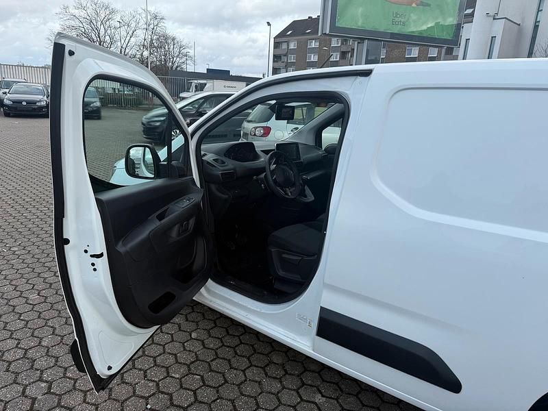 Gebraucht Peugeot Partner 2021 Weiß Van / Kleinbus