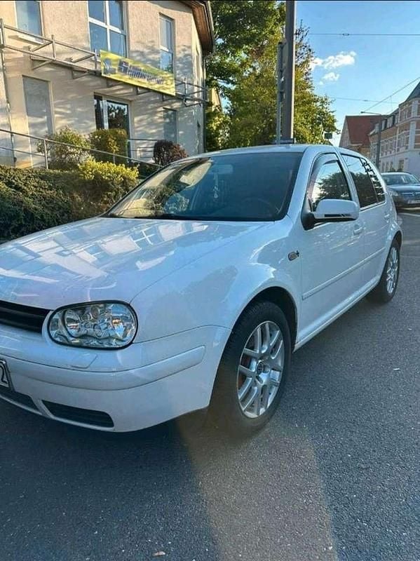 Gebraucht 2001 VW Golf IV Edition Limousine | 2.100 € (Teuer) - Bild 1/4
