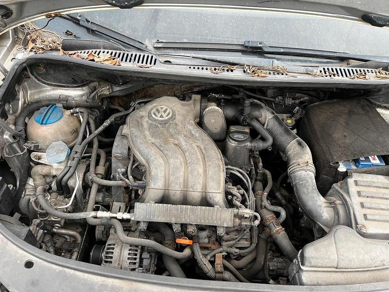 Gebraucht VW Touran 150 PS (110 kW) 2008 Silber Van / Kleinbus