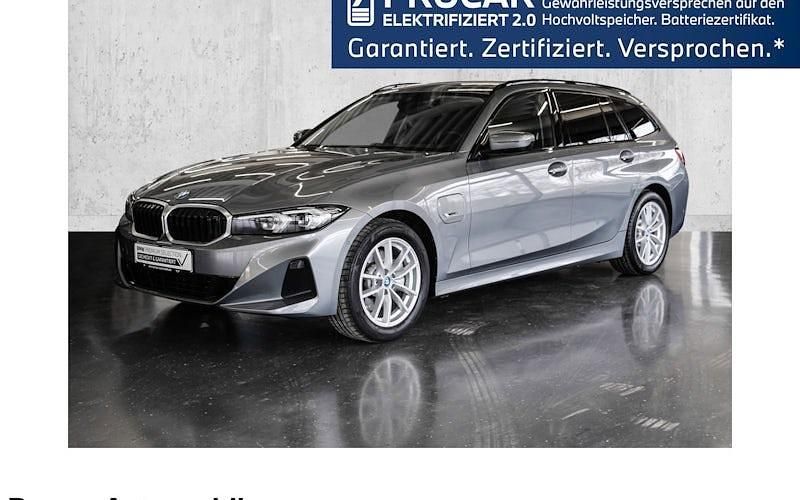 Gebraucht BMW 320e Shadowline 204 PS (150 kW) 2022 Grau Limousine