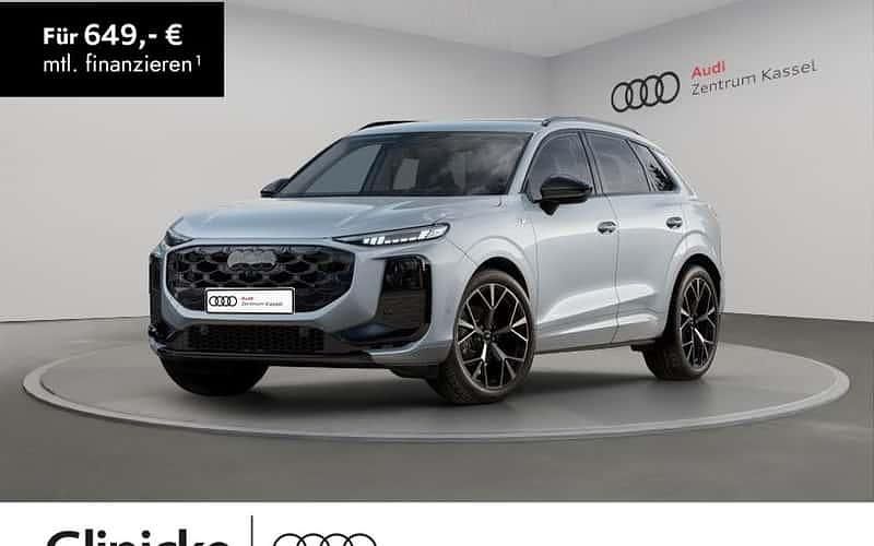 Grau Neu 2025 Audi Q3 Ambiente SUV | 54.990 € (Etwas zu teuer) - Bild 1/4