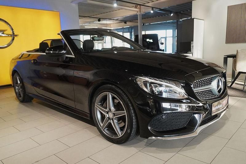 Schwarz Gebraucht 2017 Mercedes C180 AMG line Cabrio | 23.990 € (Fairer Preis) - Bild 1/4