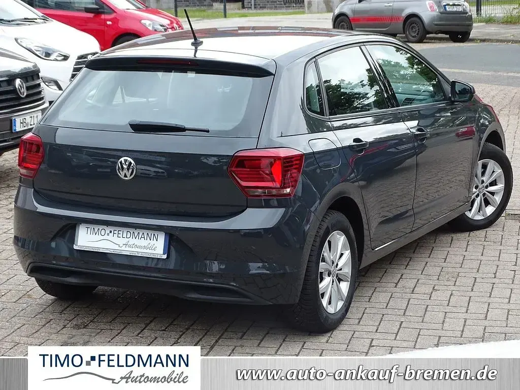 Gebraucht VW Polo Highline 116 PS (85 kW) 2019 Uranograu Kleinwagen