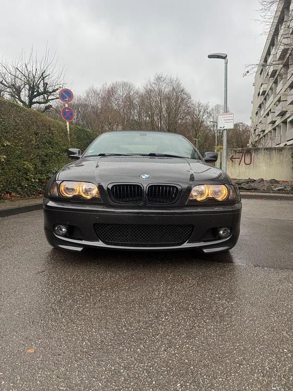 Gebraucht BMW 330 Cabriolet Performance 231 PS (169 kW) 2000 Schwarz Cabrio