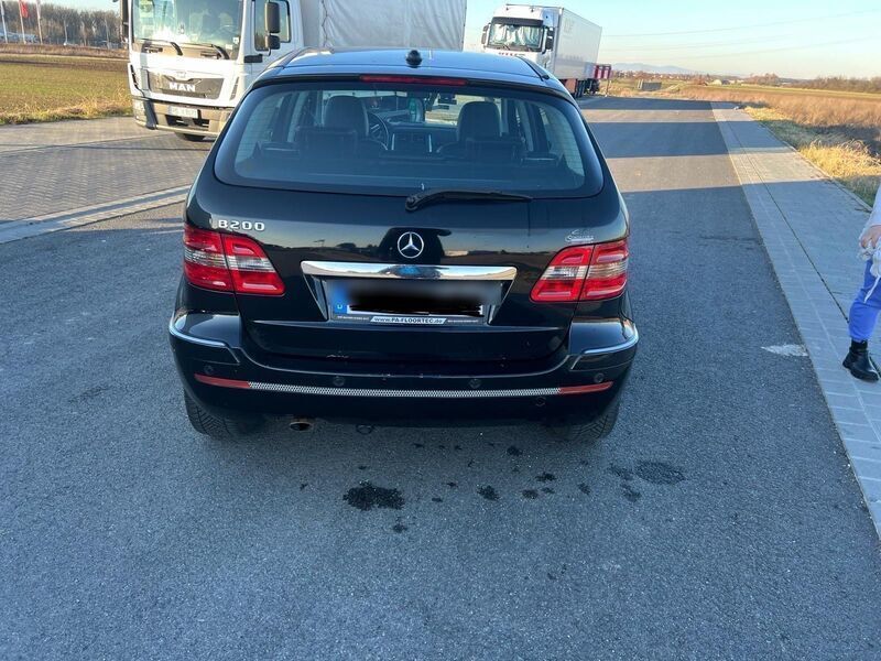 Gebraucht Mercedes B200 140 PS (102 kW) 2007 Schwarz Van / Kleinbus