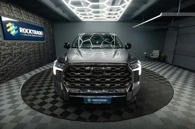 Gebraucht Toyota Tundra Platinum 394 PS (289 kW) 2023 Grau Pickup