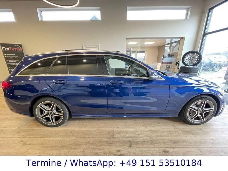 Gebraucht Mercedes 180 AMG line 156 PS (114 kW) 2018 Blau Limousine
