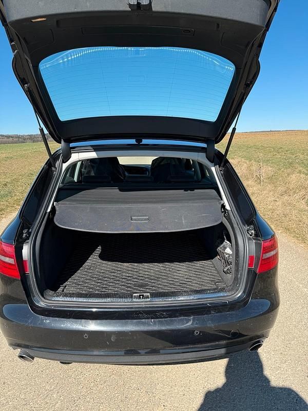 Gebraucht Audi A4 Ambiente 245 PS (180 kW) 2014 Schwarz Kombi