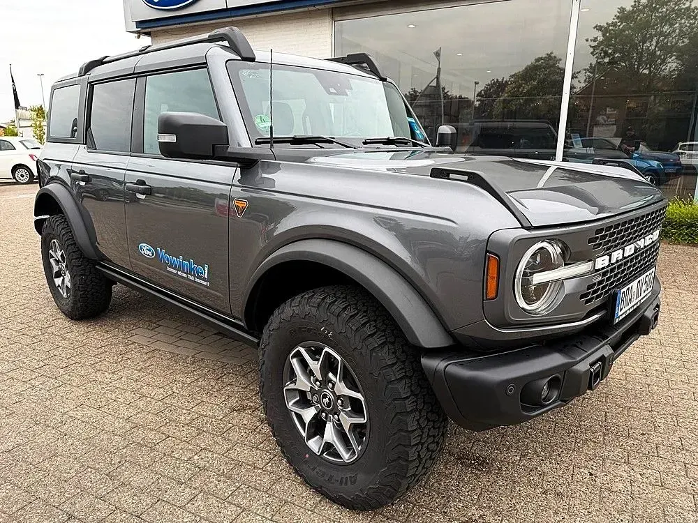 Usata Ford Bronco 334 CV (245 kW) 2024 Grigio SUV
