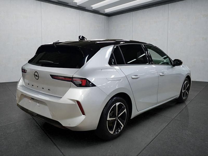 Gebraucht Opel Astra 131 PS (96 kW) 2025 Grau Limousine