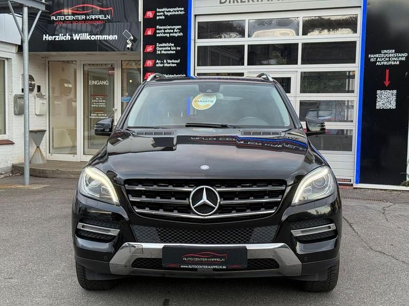 Gebraucht Mercedes ML250 204 PS (150 kW) 2014 Schwarz SUV