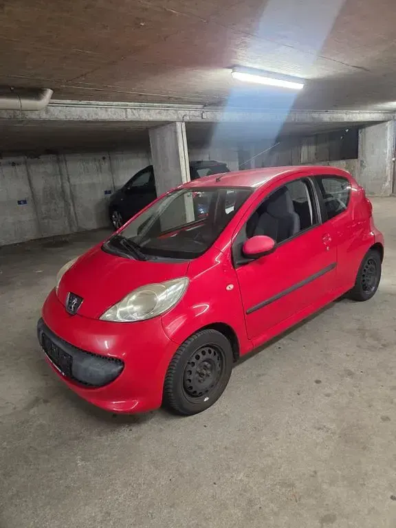 Gebraucht Peugeot 107 68 PS (50 kW) 2006 Rot Kleinwagen