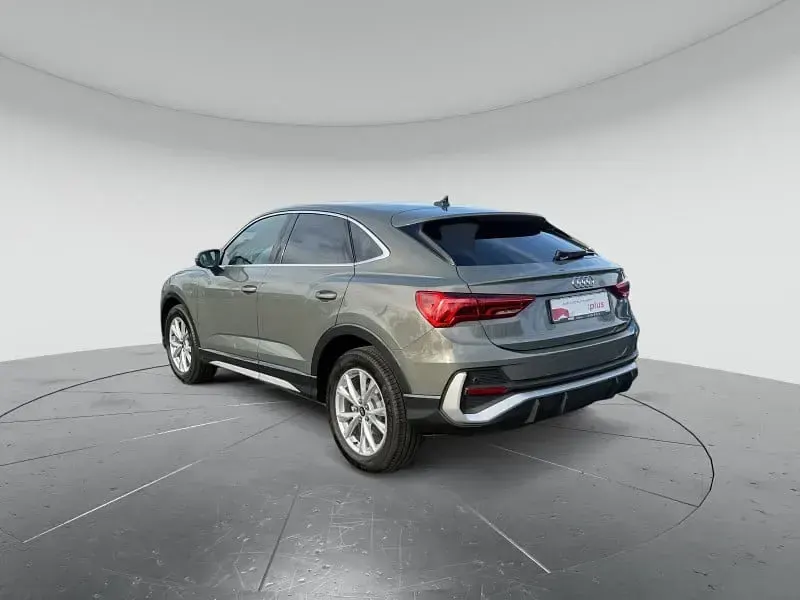 Gebraucht Audi Q3 Sportback S-Line 150 PS (110 kW) 2025 Chronosgrau metallic SUV