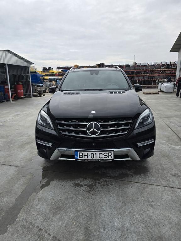 Gebraucht Mercedes ML350 258 PS (189 kW) 2015 Schwarz SUV