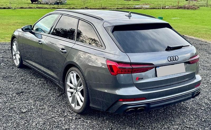 Gebraucht Audi S6 Ambiente 344 PS (253 kW) 2021 Grau Kombi