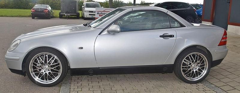 Gebraucht Mercedes SLK200 136 PS (100 kW) 1999 Silber Cabrio
