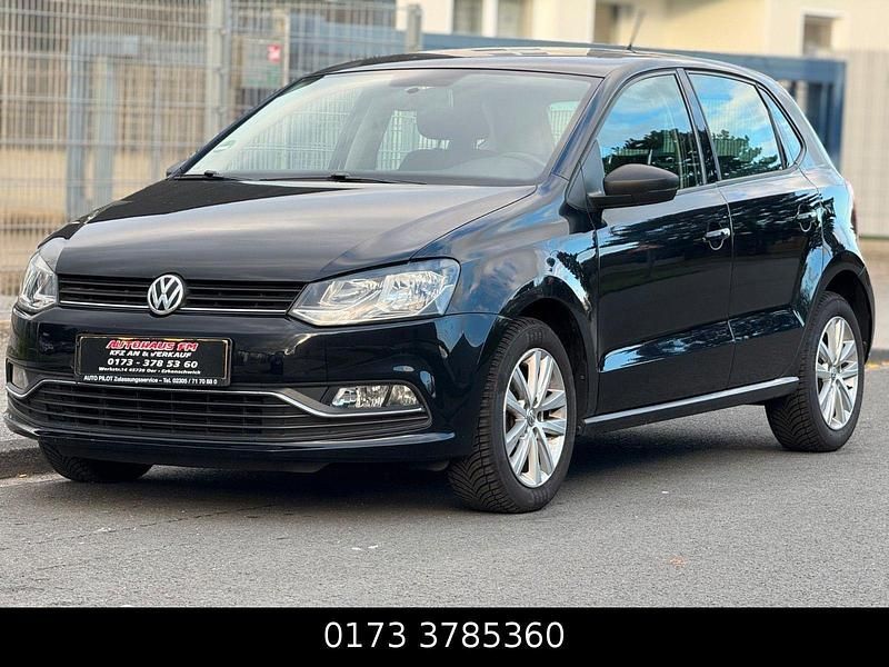 Schwarz Gebraucht 2016 VW Polo Comfortline Kleinwagen | 7.990 € (Guter Preis) - Bild 1/4