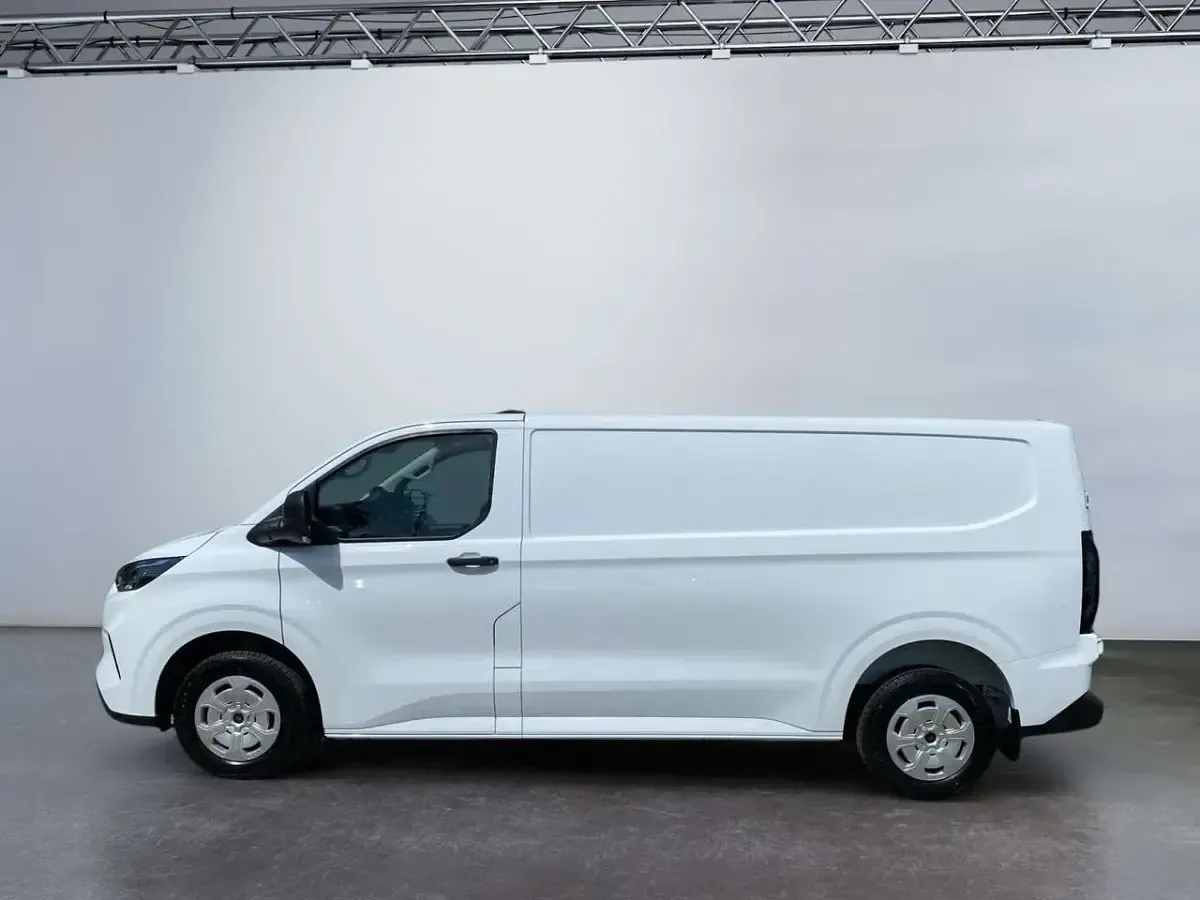 Neu Ford Transit Custom Trend 150 PS (110 kW) 2026 Frozen white Limousine
