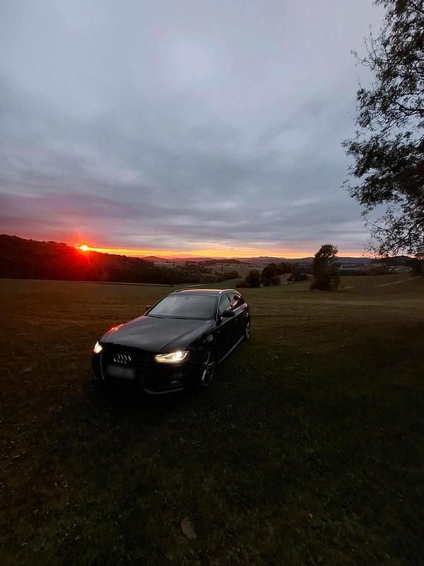 Gebraucht Audi A4 S-Line 177 PS (130 kW) 2015 Schwarz Kombi