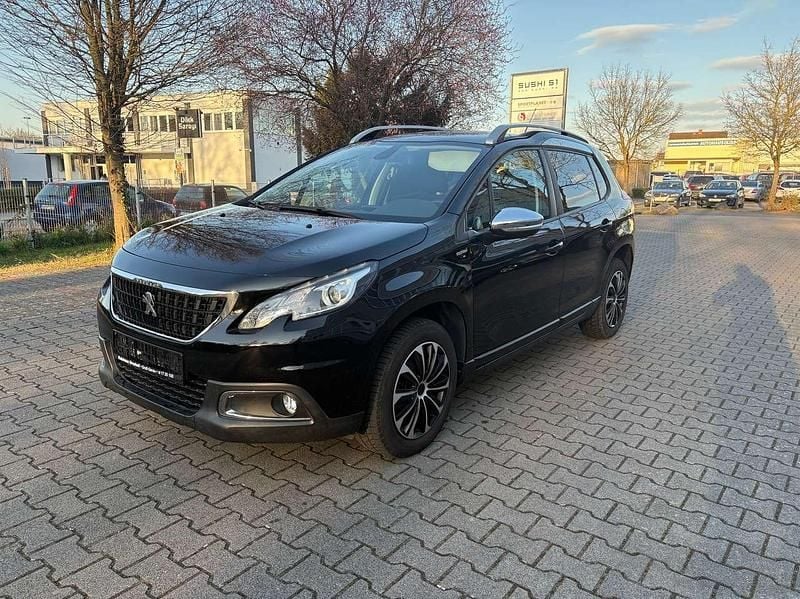 Gebraucht Peugeot 2008 Style 110 PS (80 kW) 2018 Lackierung schwarz perla nera SUV