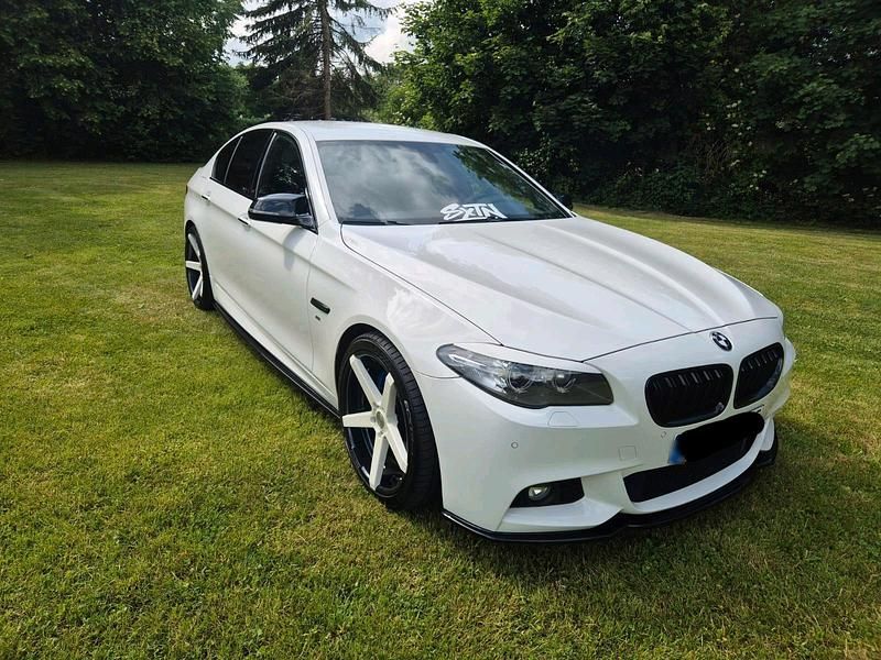 Gebraucht BMW 525 M Sport 260 PS (191 kW) 2014 Weiß Limousine
