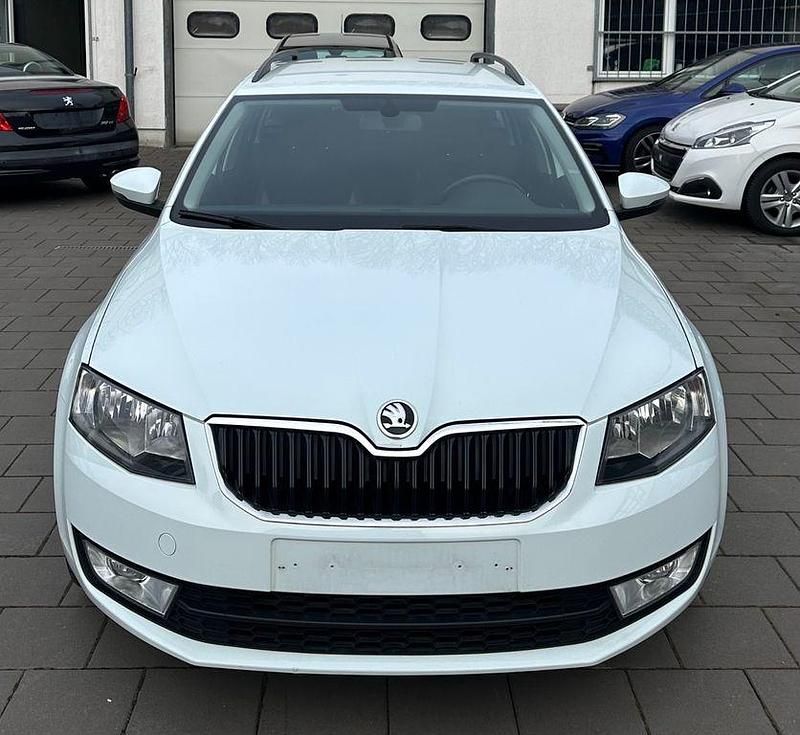 Gebraucht Skoda Octavia Joy 110 PS (80 kW) 2016 Weiß Kombi