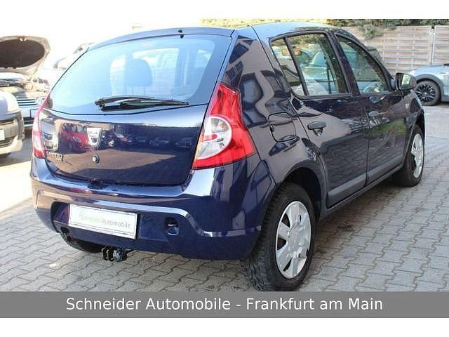 Gebraucht Dacia Sandero 75 PS (55 kW) 2010 Blau Kleinwagen