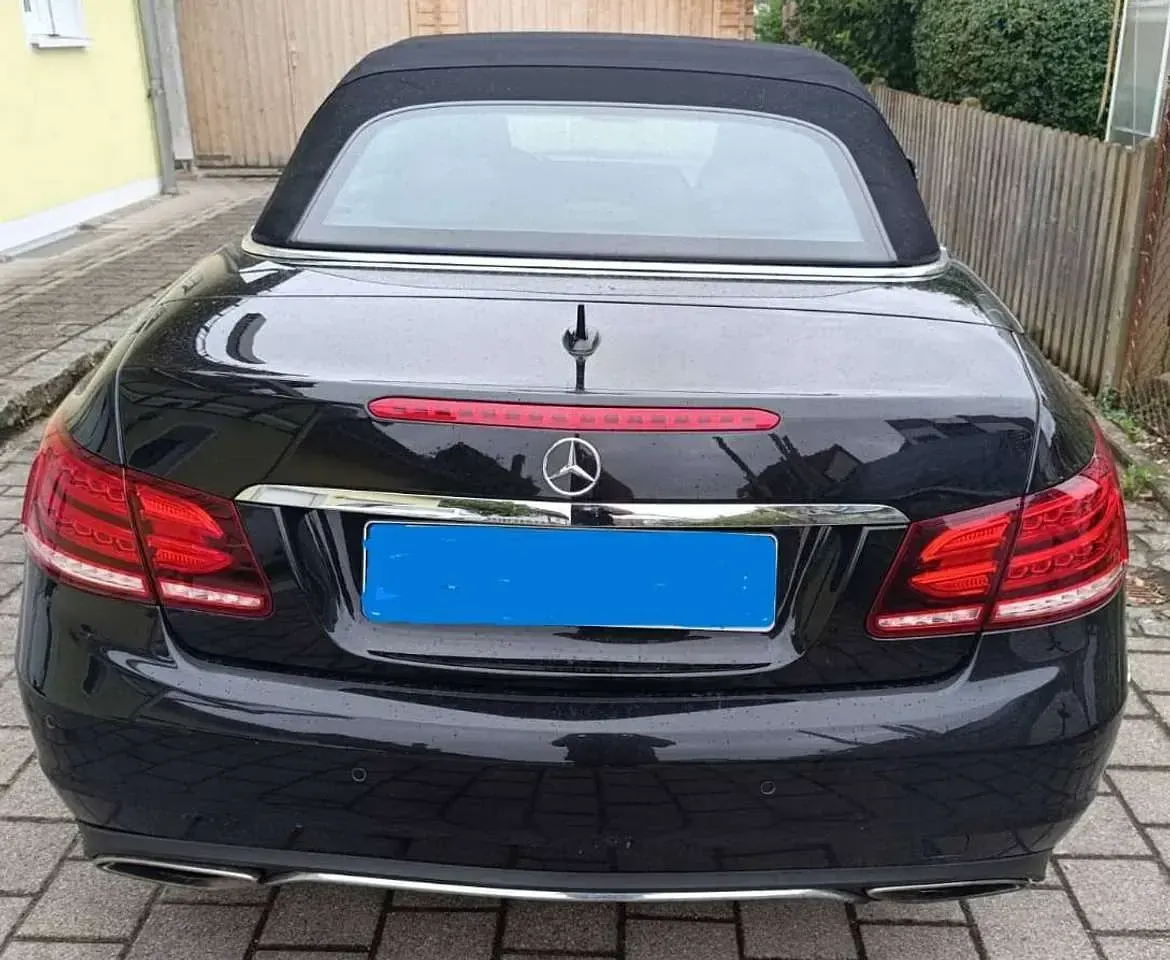 Gebraucht Mercedes E350 258 PS (189 kW) 2015 Schwarz Cabrio