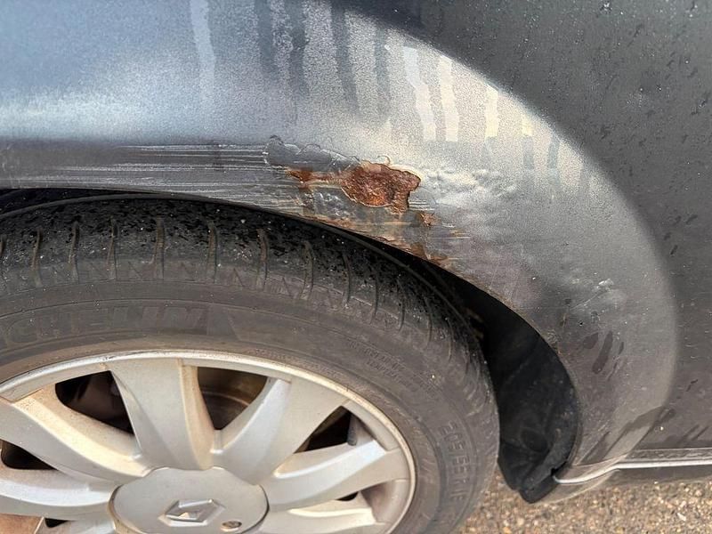 Gebraucht Renault Mégane Cabriolet Dynamique 135 PS (99 kW) 2005 Grau Cabrio