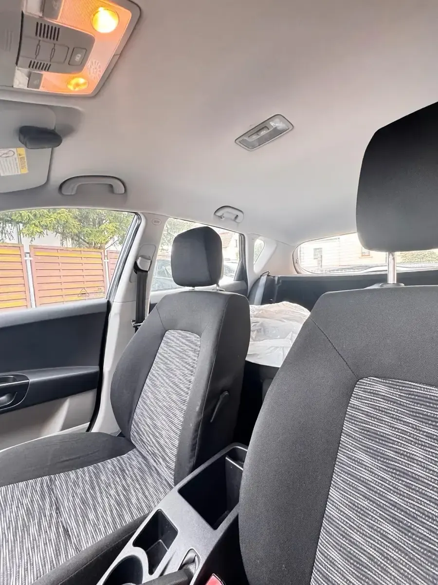 Usado Kia Ceed 103 CV (75 kW) 2008 Negro Utilitario