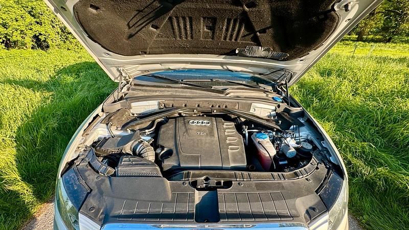 Gebraucht Audi Q5 S-Line 170 PS (125 kW) 2008 Silber SUV