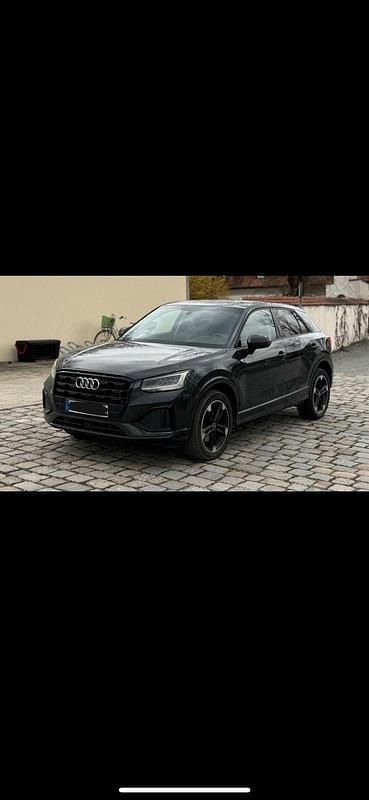 Gebraucht Audi Q2 150 PS (110 kW) 2023 Grau SUV
