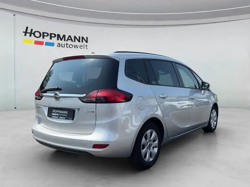 Gebraucht Opel Zafira Tourer Active 140 PS (102 kW) 2017 Silber Van / Kleinbus