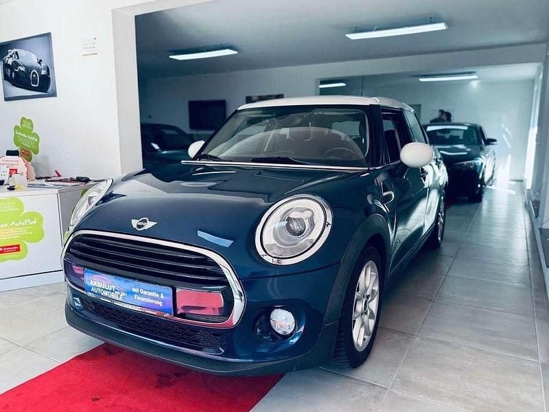 Usado Mini Cooper D 116 HP (85 kW) 2017 Azul Citadino