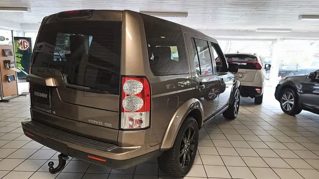 Gebraucht Land Rover Discovery SE 245 PS (180 kW) 2011 Braun SUV