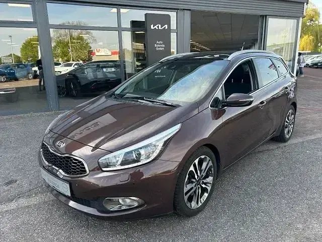 Gebraucht Kia Ceed Sportswagon Platinum Edition 135 PS (99 kW) 2014 Braun Kombi