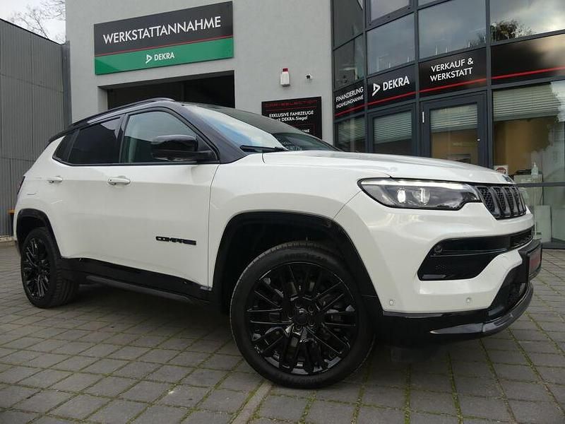 Alpine white Gebraucht 2023 Jeep Compass SUV | 26.400 € (Guter Preis) - Bild 1/4