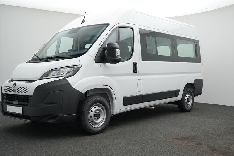 Weiss icy/typ Gebraucht 2025 Citroën Jumper Van / Kleinbus | 23.017 € - Bild 1/4