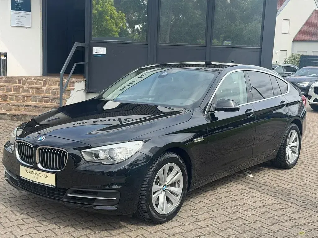 Gebraucht BMW 520 184 PS (135 kW) 2016 Saphirschwarz Limousine
