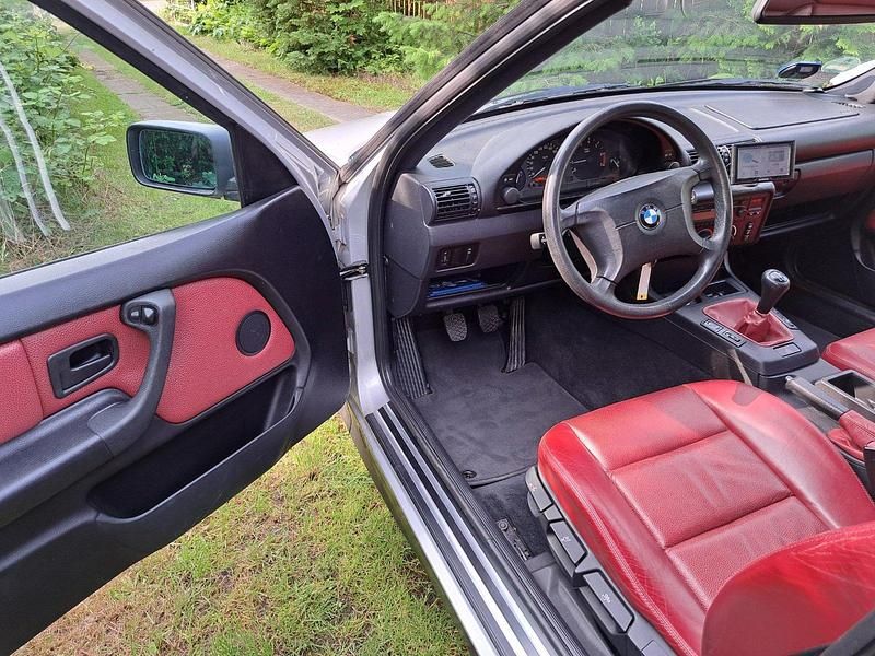 Silber Gebraucht 1999 BMW 316 Compact Kleinwagen | 4.000 € (Fairer Preis) - Bild 1/4