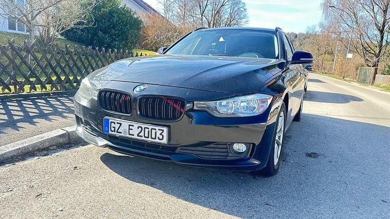 Gebraucht BMW 320 Luxury Line 184 PS (135 kW) 2012 Schwarz Kombi